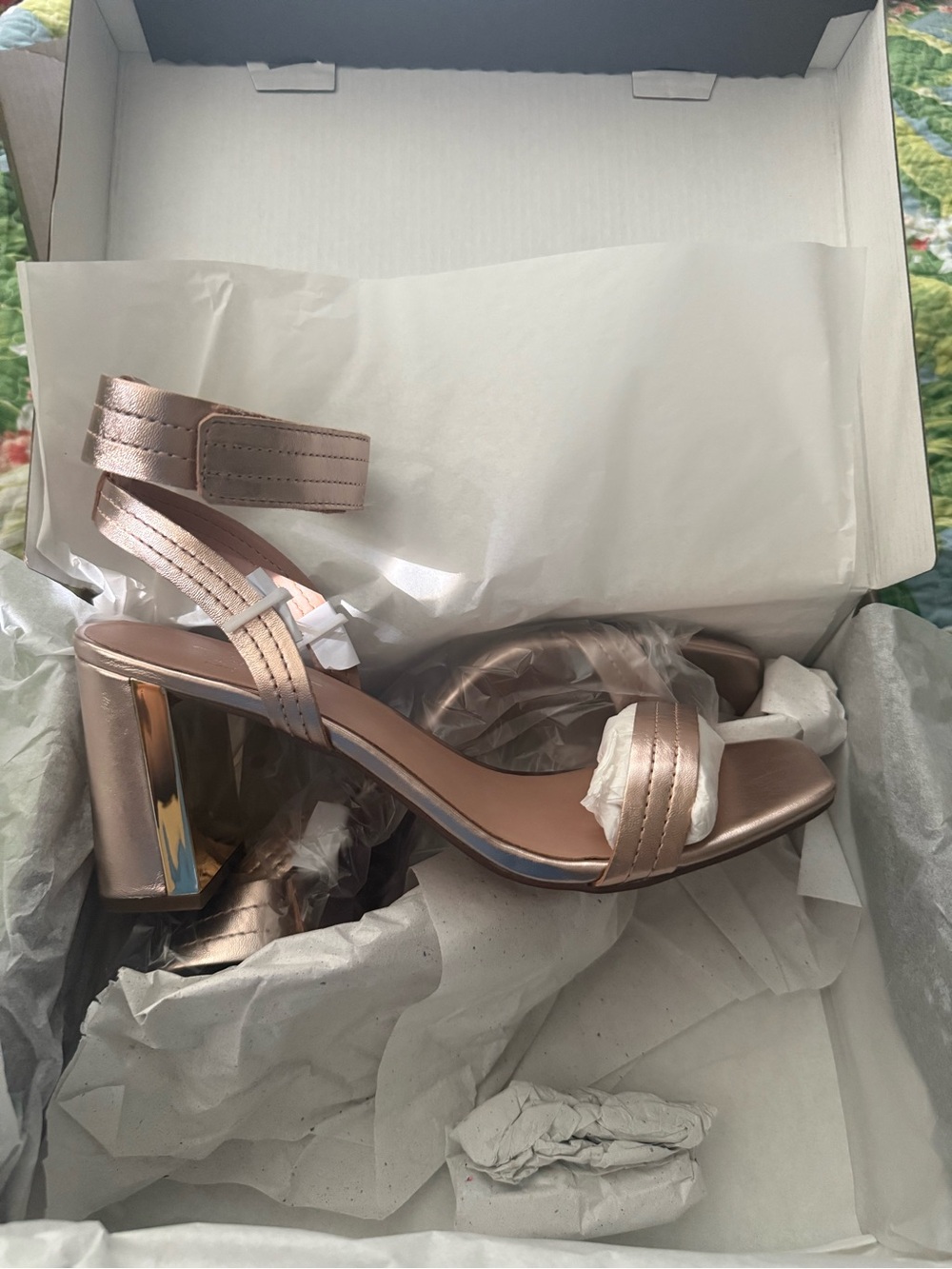 NIB Linea Paolo Eden Heel Rose Gold Metallic Leather